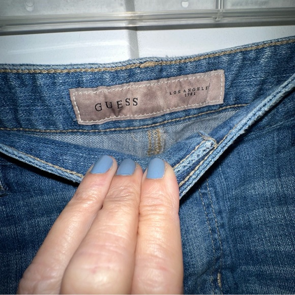 Vintage Guess Distressed Low Rise Jean Shorts - Size 30 - Picture 3 of 9